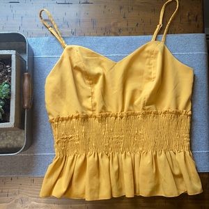 🍯Yellow Peplum Top